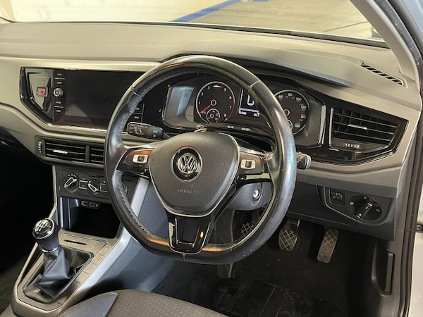 Used Volkswagen Polo 2018 for sale - 76228083: Photo 20