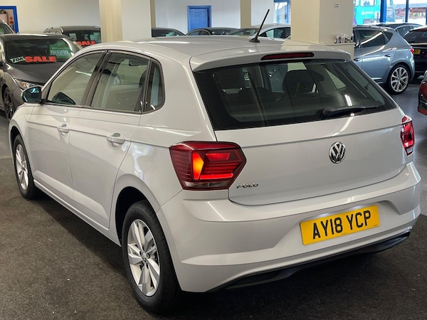 Used Volkswagen Polo 2018 for sale - 76228083: Photo 2