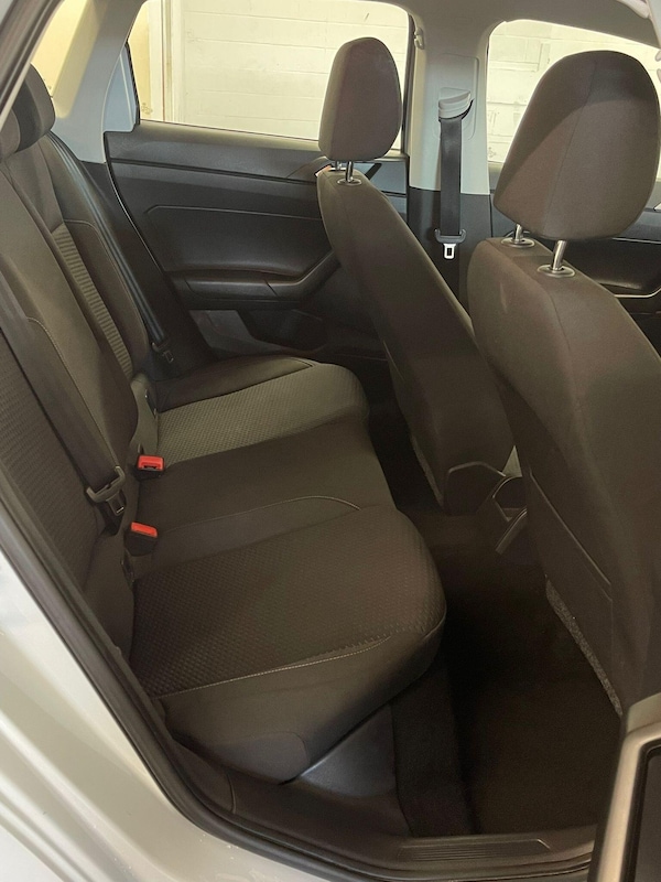 Used Volkswagen Polo 2018 for sale - 76228083: Photo 8