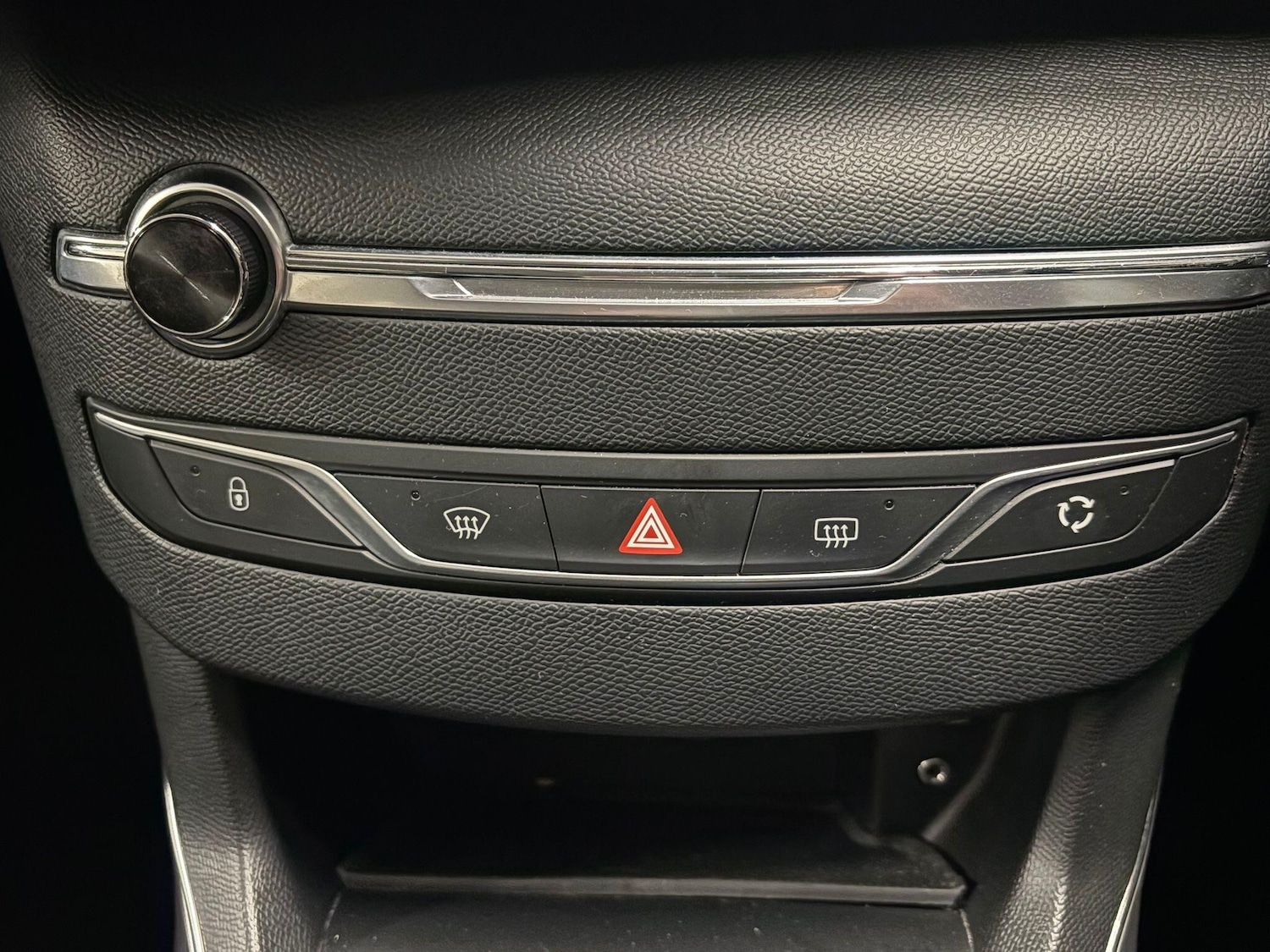Used Peugeot 308 SW 2015 for sale - 76425575: Photo 12
