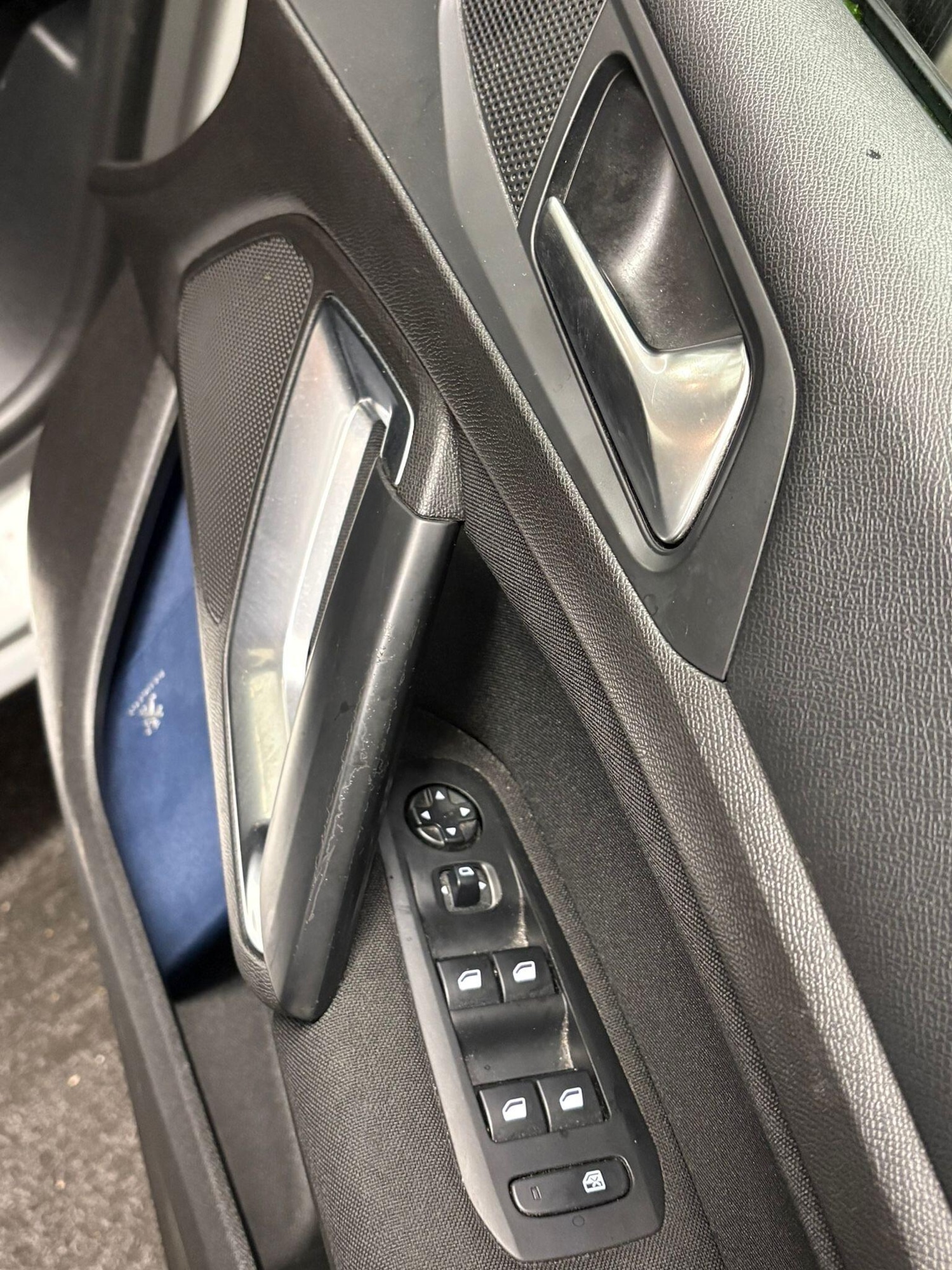 Used Peugeot 308 SW 2015 for sale - 76425575: Photo 21