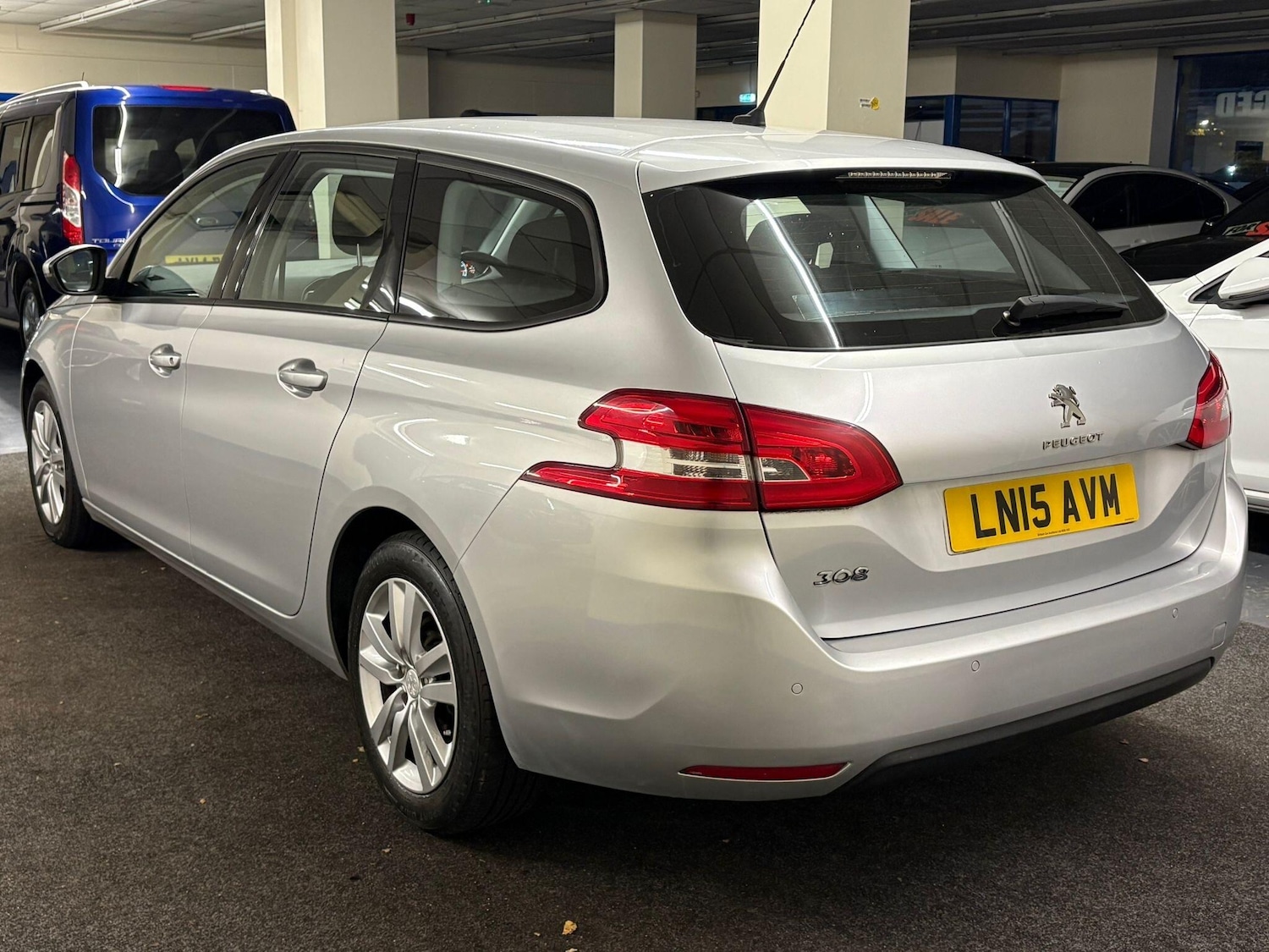 Used Peugeot 308 SW 2015 for sale - 76425575: Photo 3