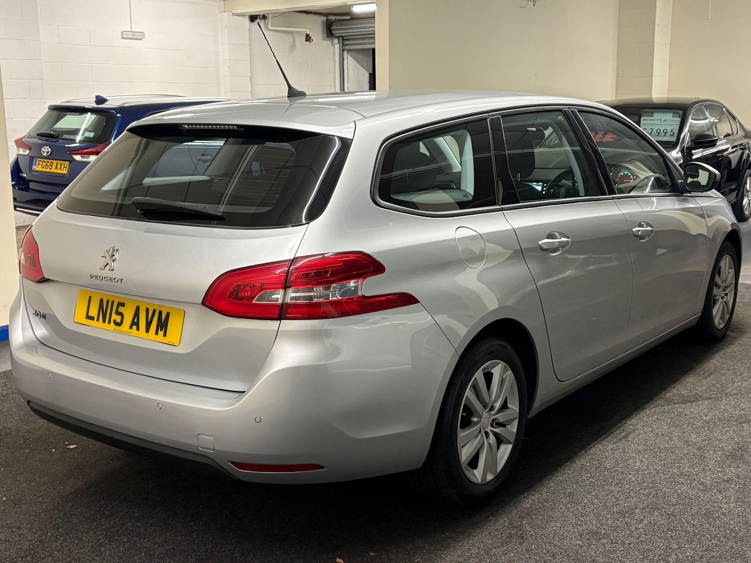 Used Peugeot 308 SW 2015 for sale - 76425575: Photo 4