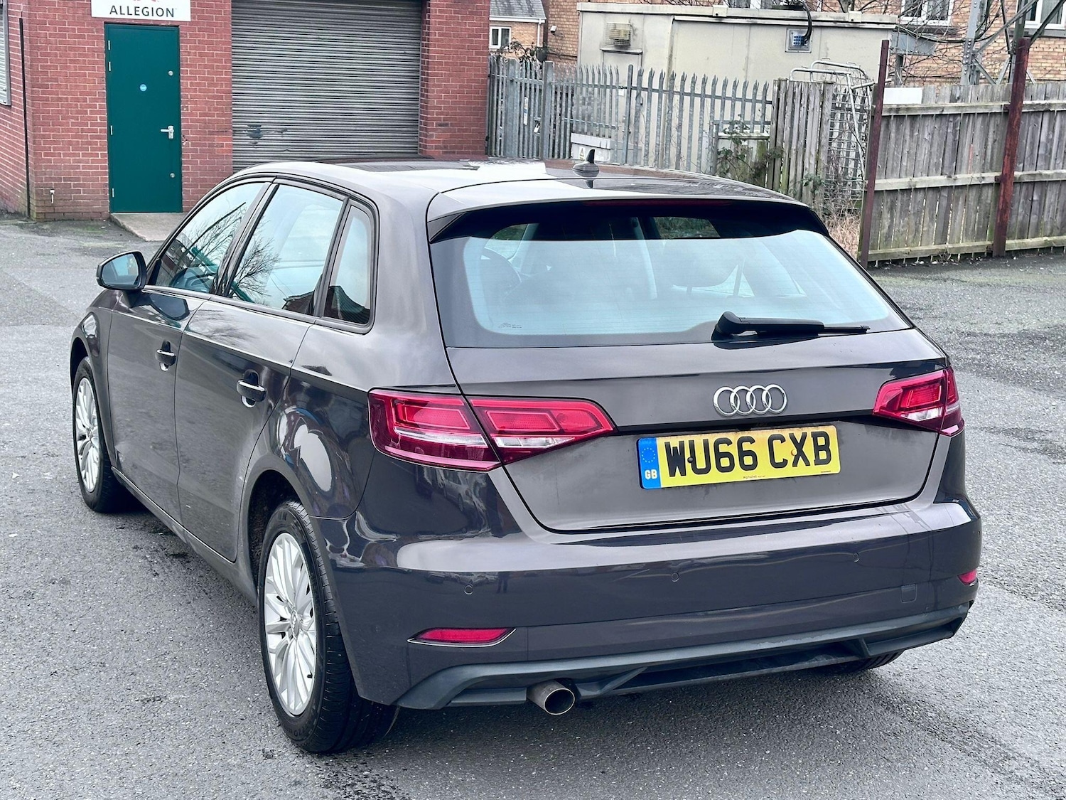 Used Audi A3 2016 for sale - 77799236: Photo 4