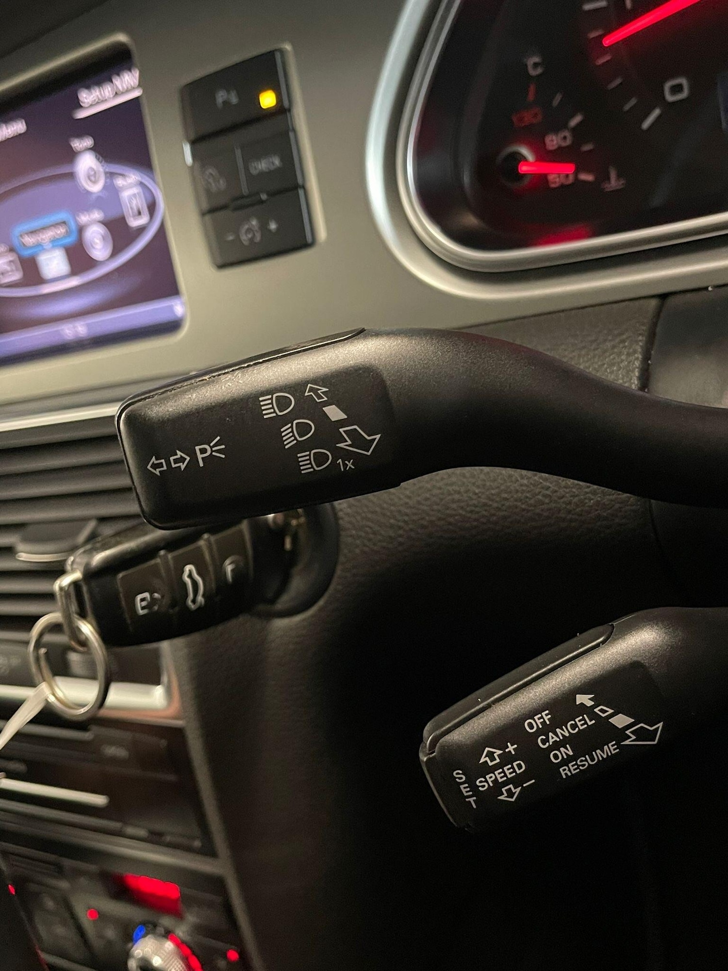 Used Audi Q7 2012 for sale - 76623216: Photo 14