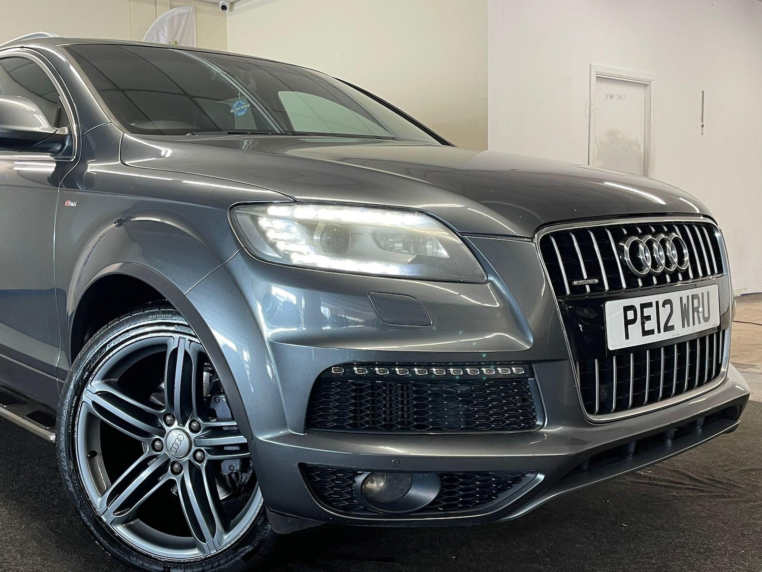 Used Audi Q7 2012 for sale - 76623216: Photo 27
