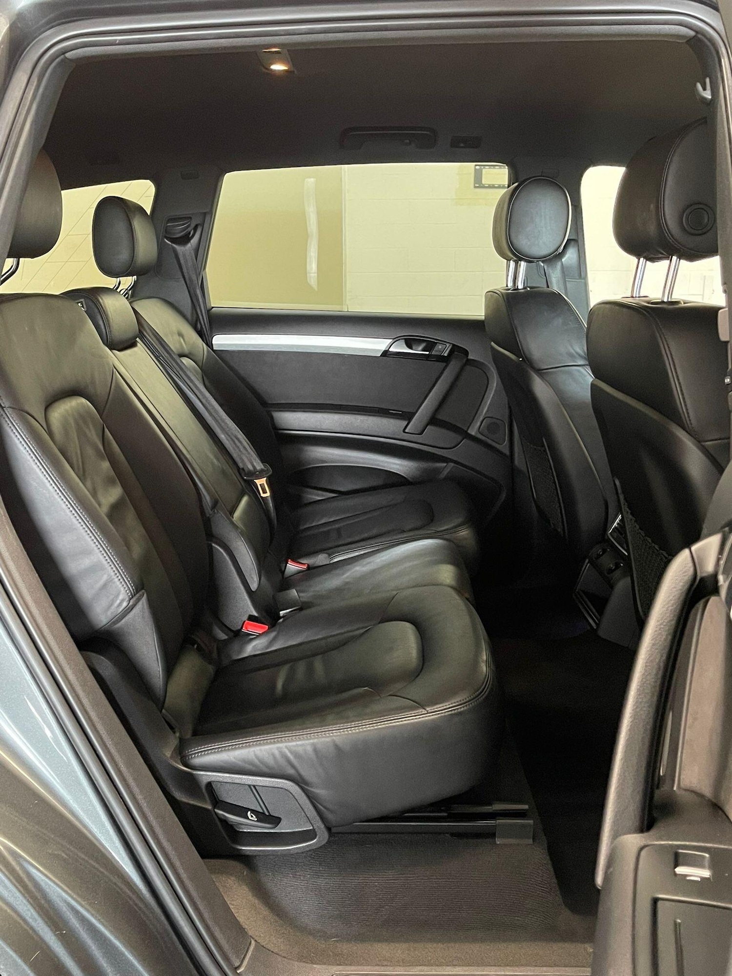 Used Audi Q7 2012 for sale - 76623216: Photo 8