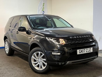 Used Land Rover Discovery Sport 2017 for sale - 77238342: Photo