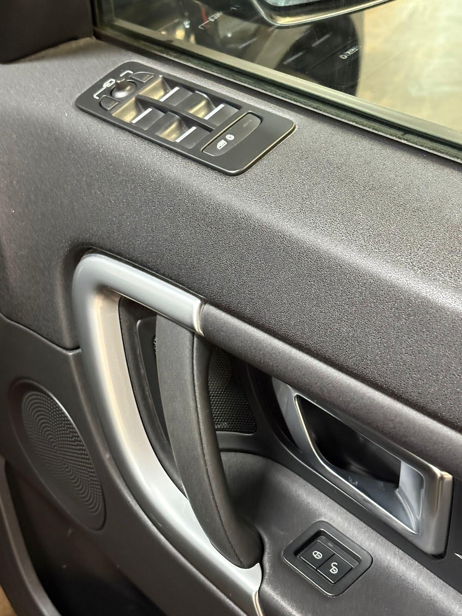 Used Land Rover Discovery Sport for sale - 77238342: Photo 21