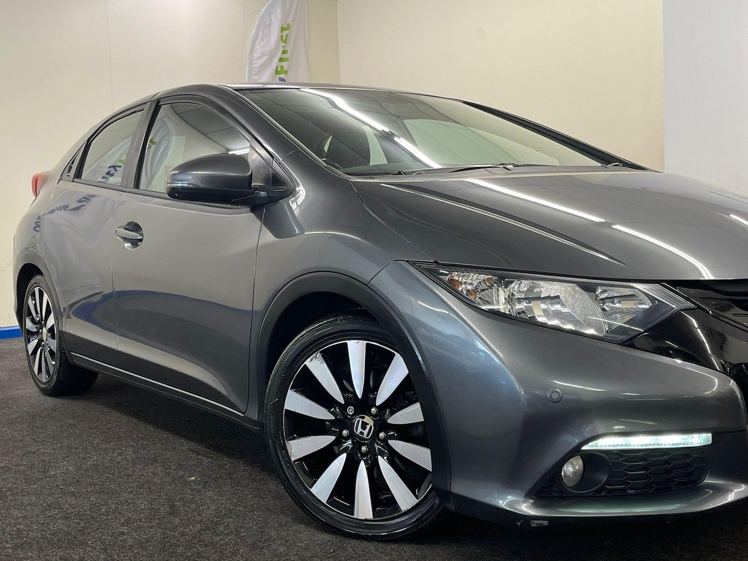 Used Honda Civic 2015 for sale - 76623202: Photo 5