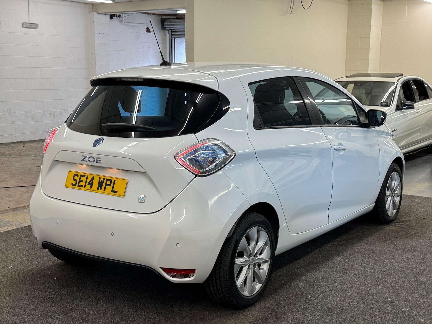 Used Renault Zoe for sale - 76623247: Photo 13