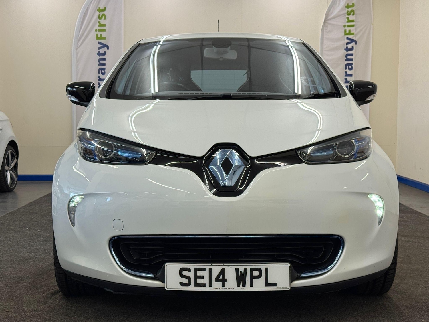 Used Renault Zoe for sale - 76623247: Photo 2