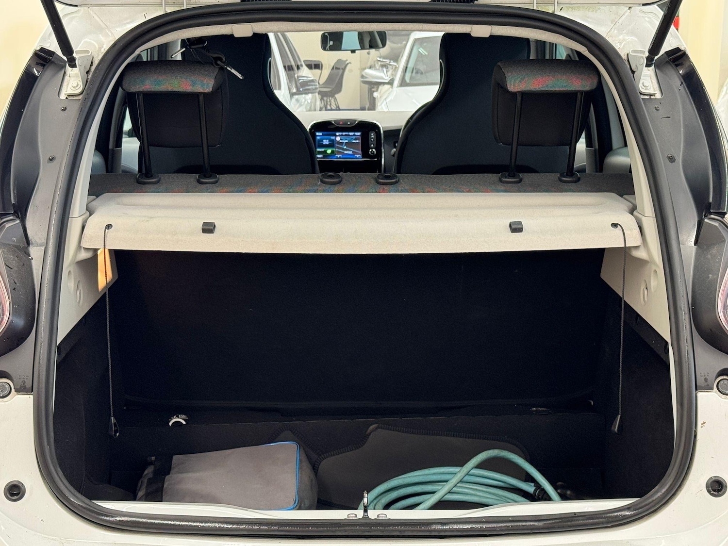 Used Renault Zoe for sale - 76623247: Photo 21