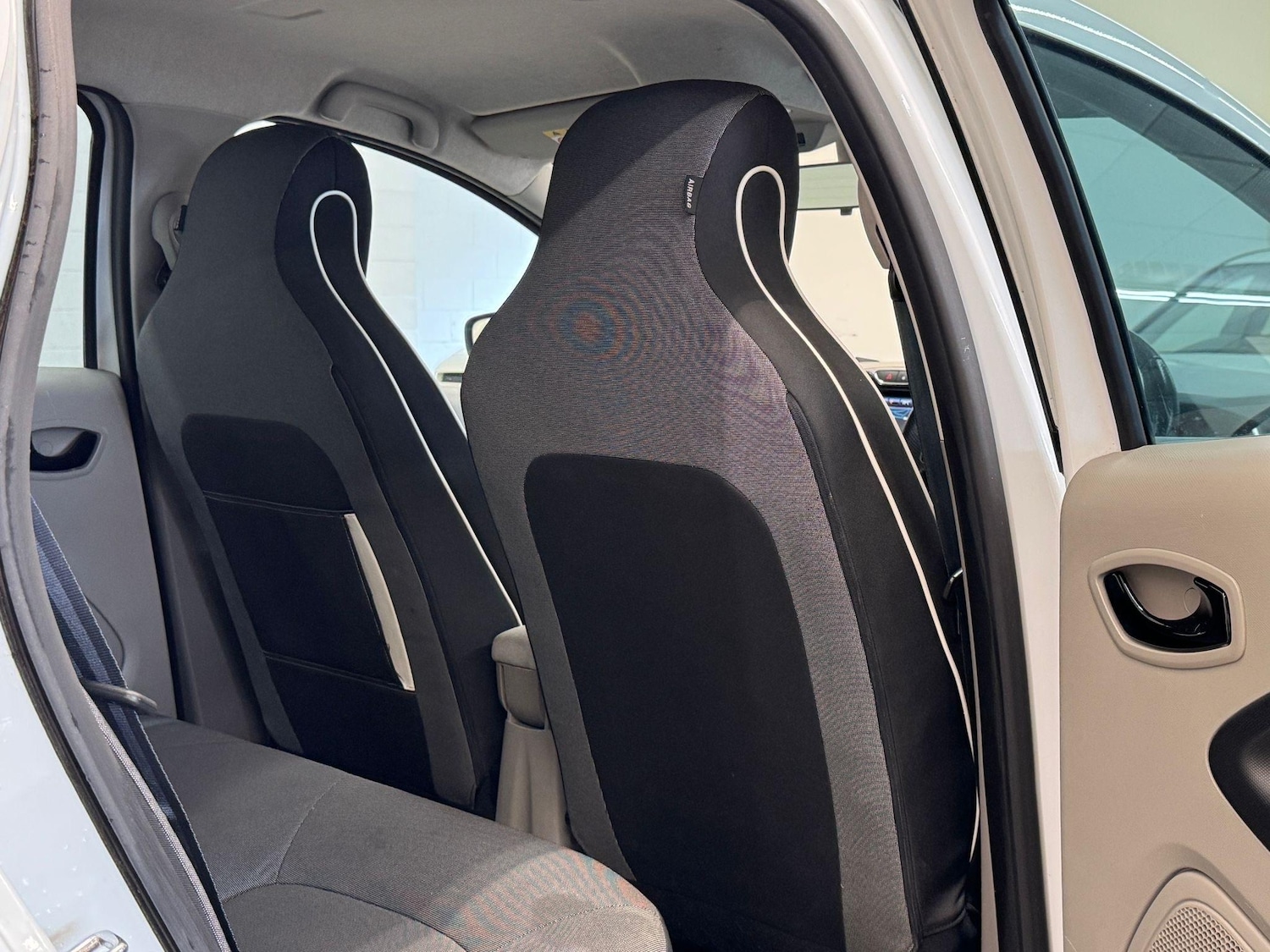 Used Renault Zoe for sale - 76623247: Photo 23