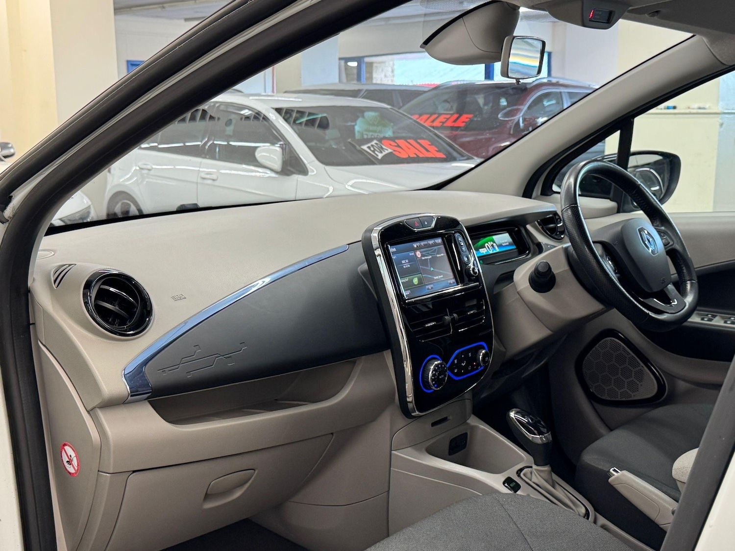 Used Renault Zoe for sale - 76623247: Photo 6