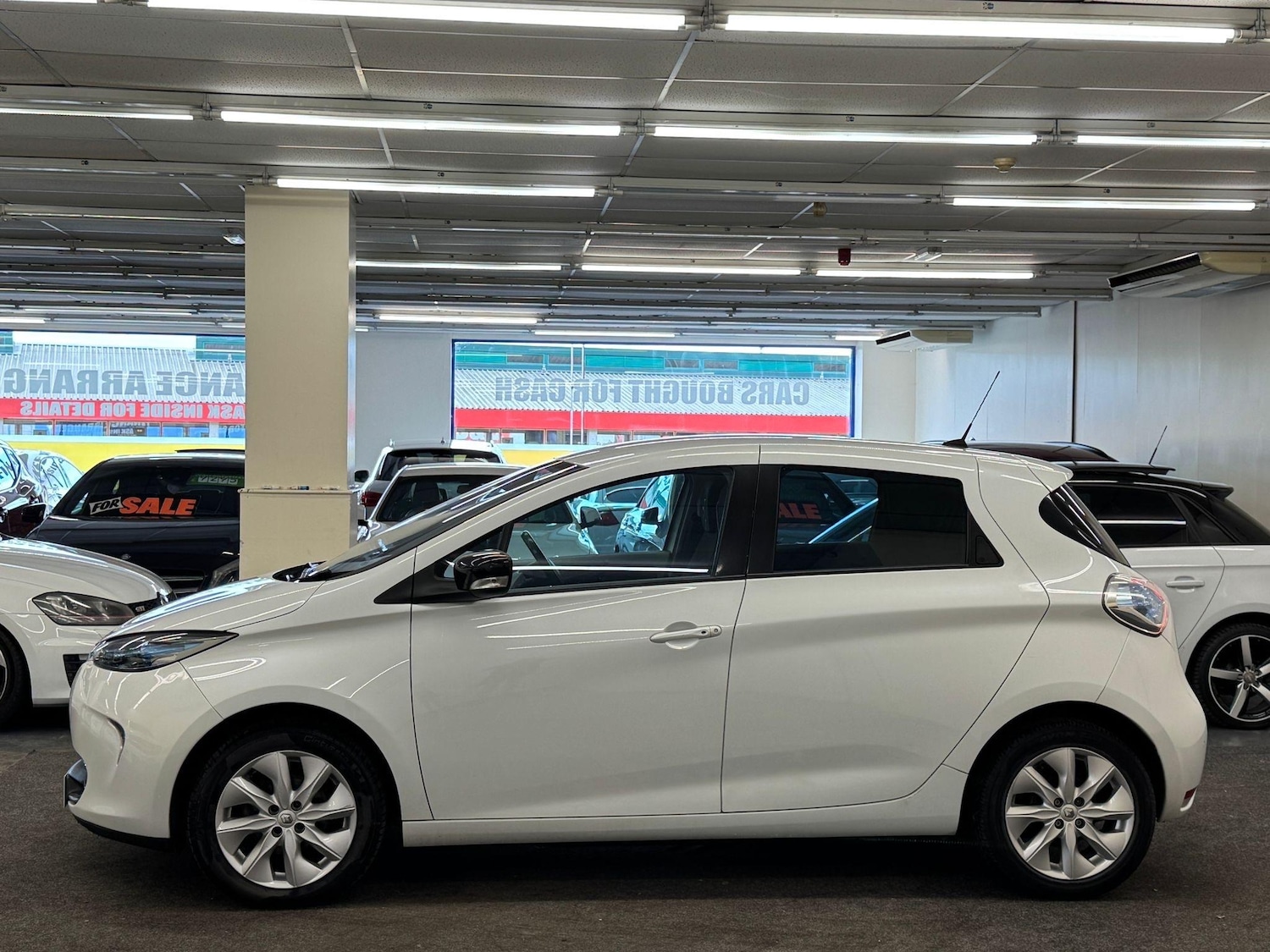 Used Renault Zoe for sale - 76623247: Photo 9