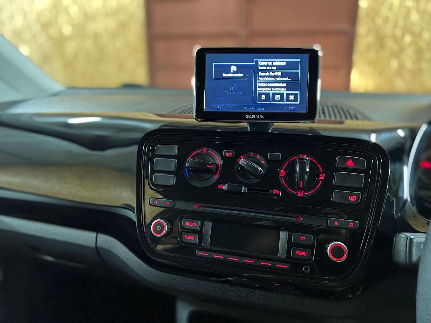 Used Volkswagen up! 2016 for sale - 76592560: Photo 17