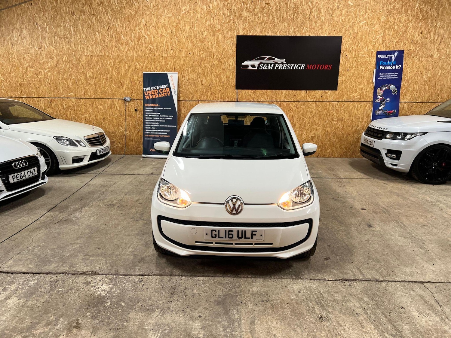 Used Volkswagen up! 2016 for sale - 76592560: Photo 2