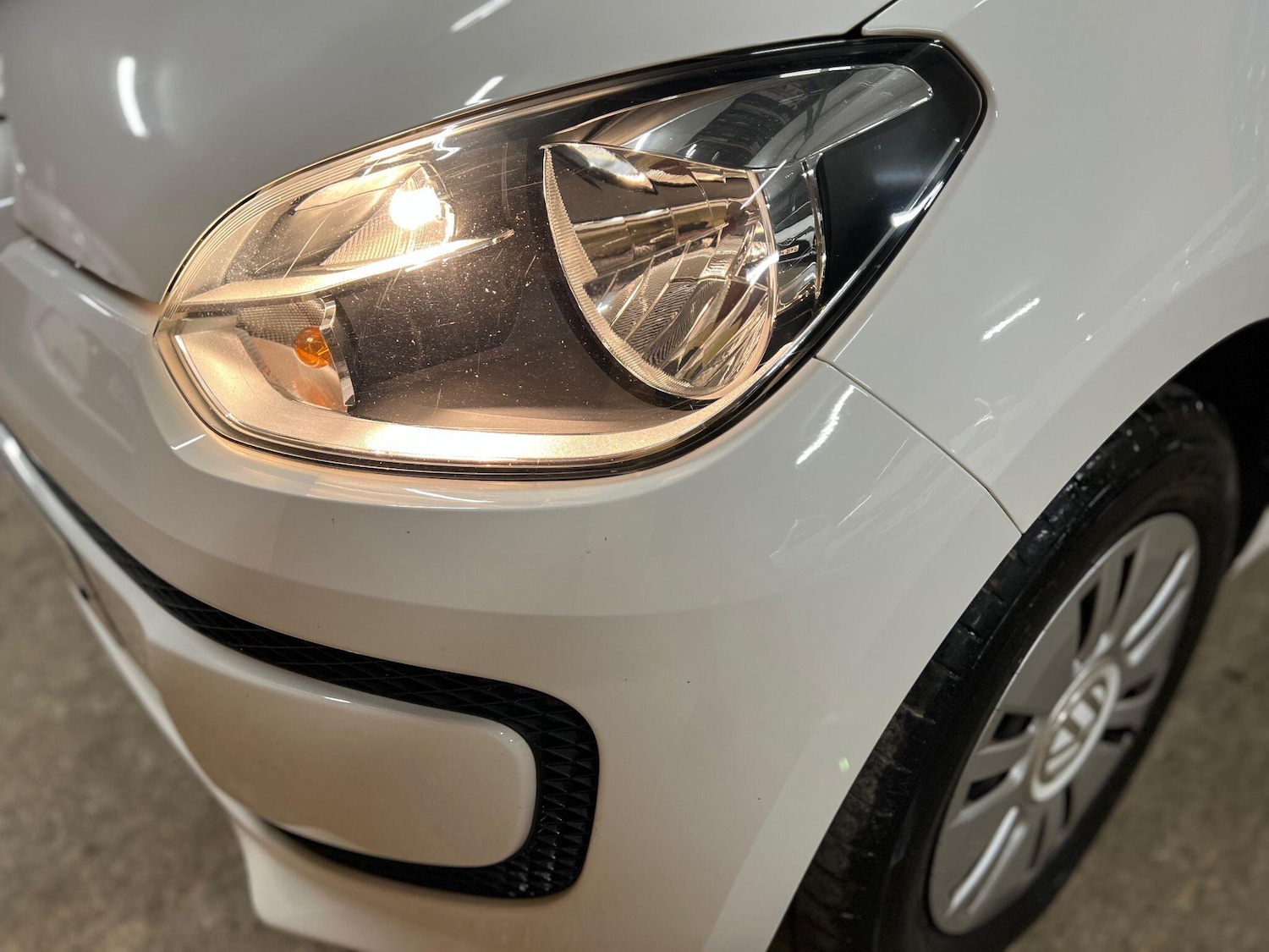 Used Volkswagen up! 2016 for sale - 76592560: Photo 24
