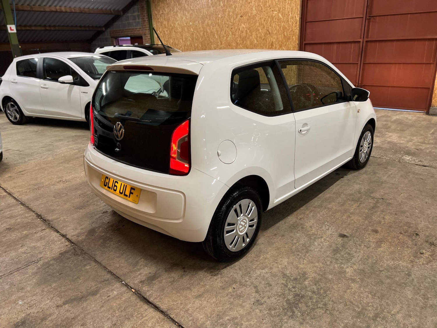 Used Volkswagen up! 2016 for sale - 76592560: Photo 8