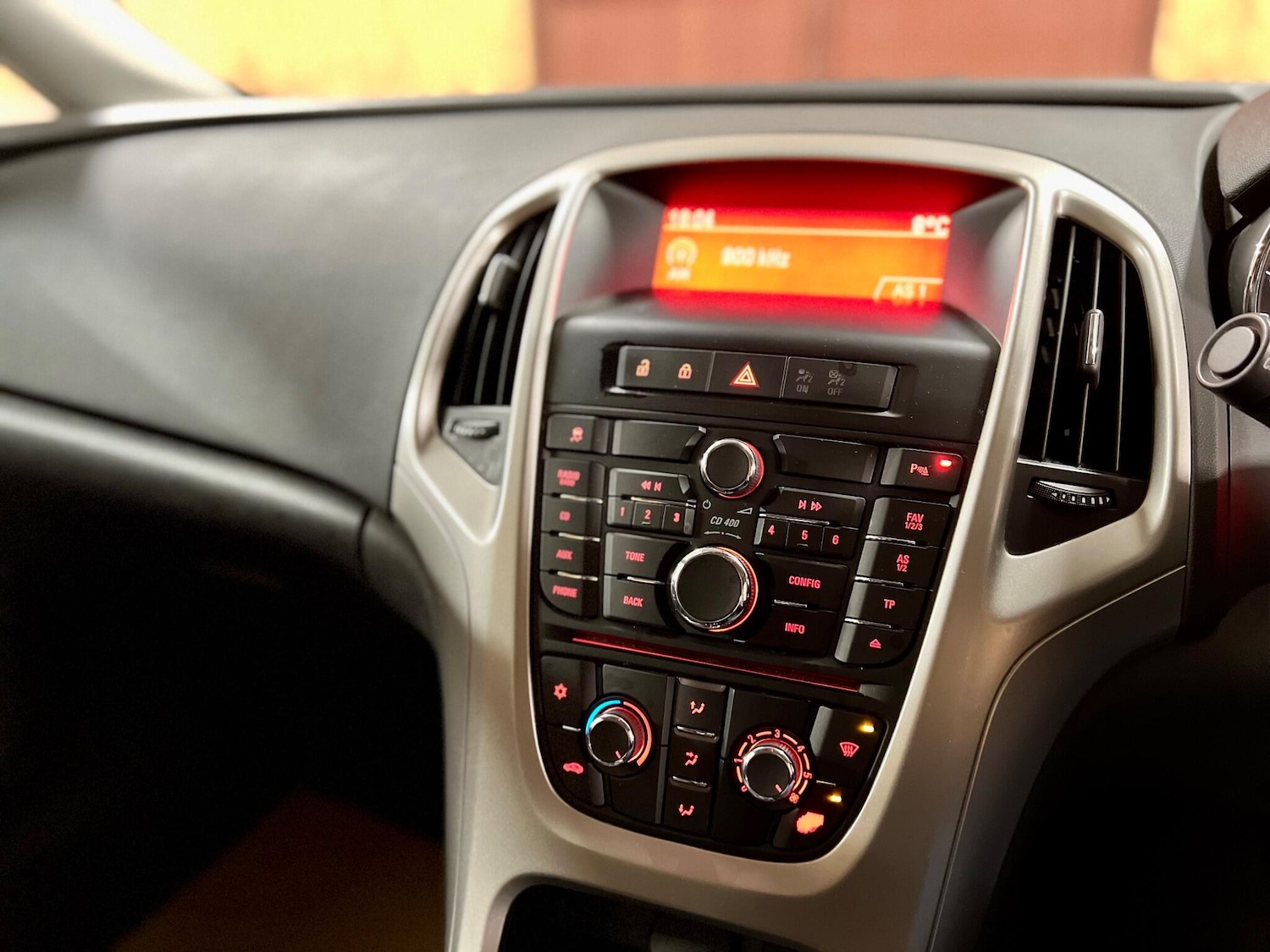 Used Vauxhall Astra 2012 for sale - 77049820: Photo 18