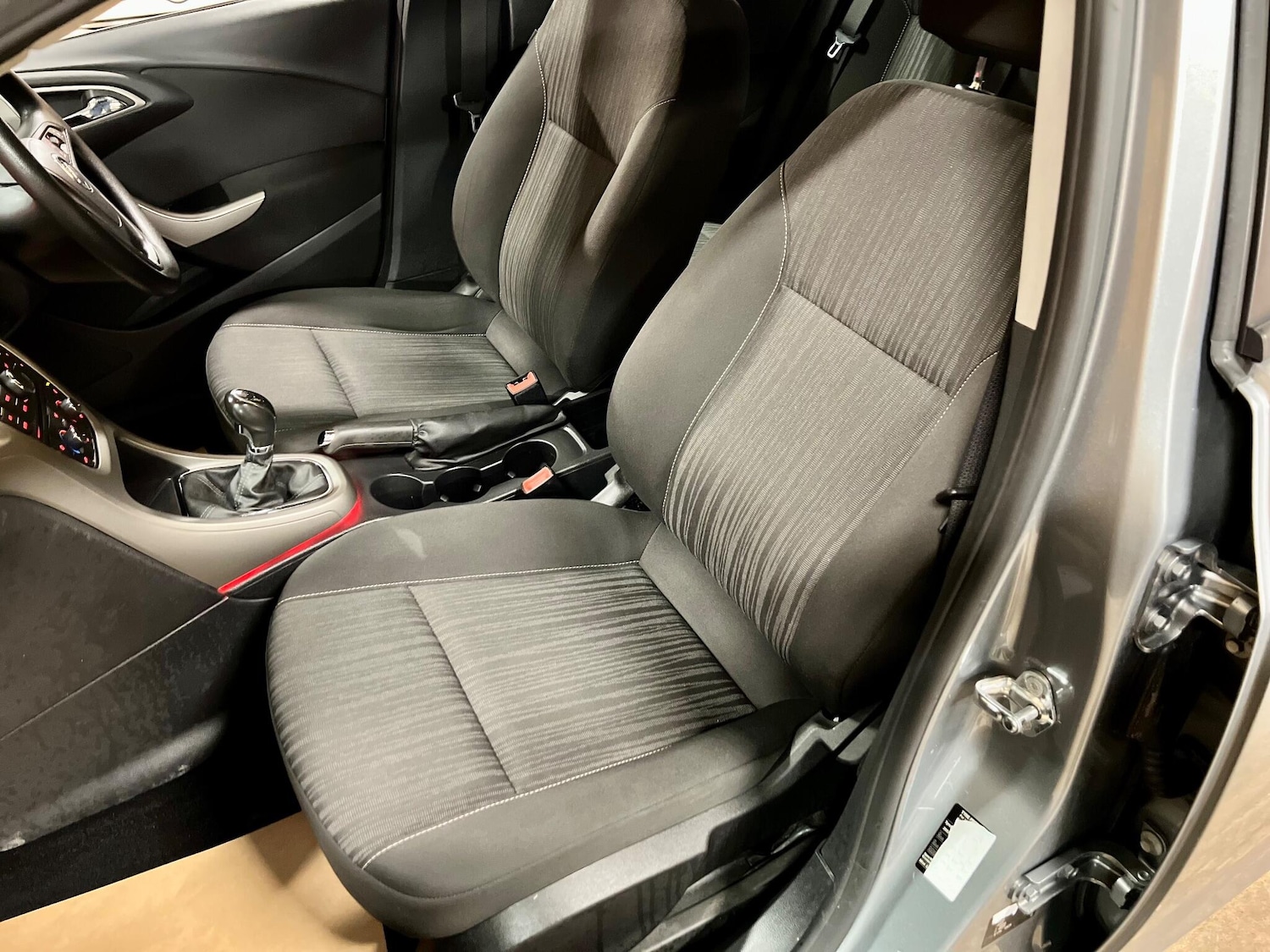 Used Vauxhall Astra 2012 for sale - 77049820: Photo 22