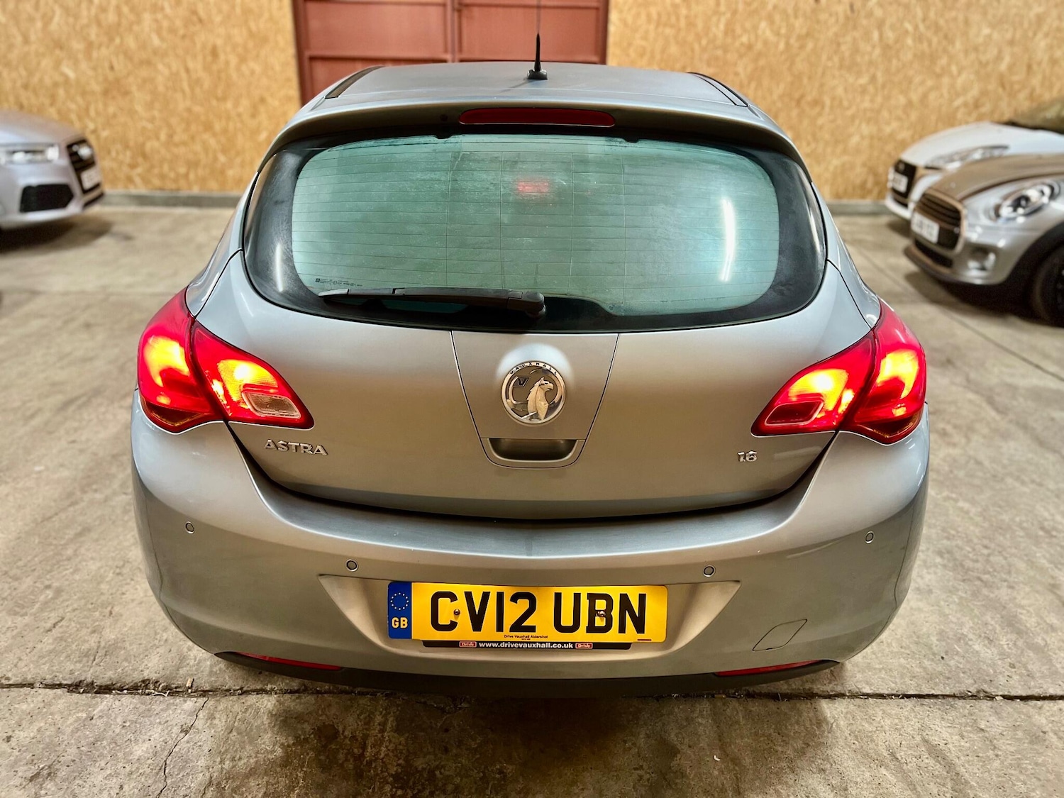 Used Vauxhall Astra 2012 for sale - 77049820: Photo 6