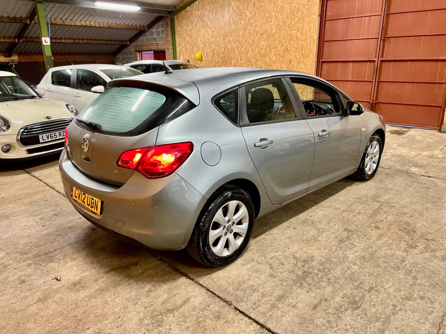 Used Vauxhall Astra 2012 for sale - 77049820: Photo 7