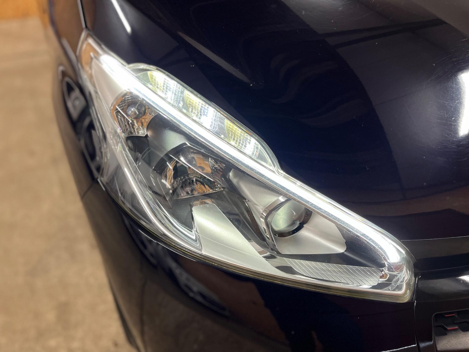 Used Peugeot 208 2018 for sale - 78086115: Photo 10