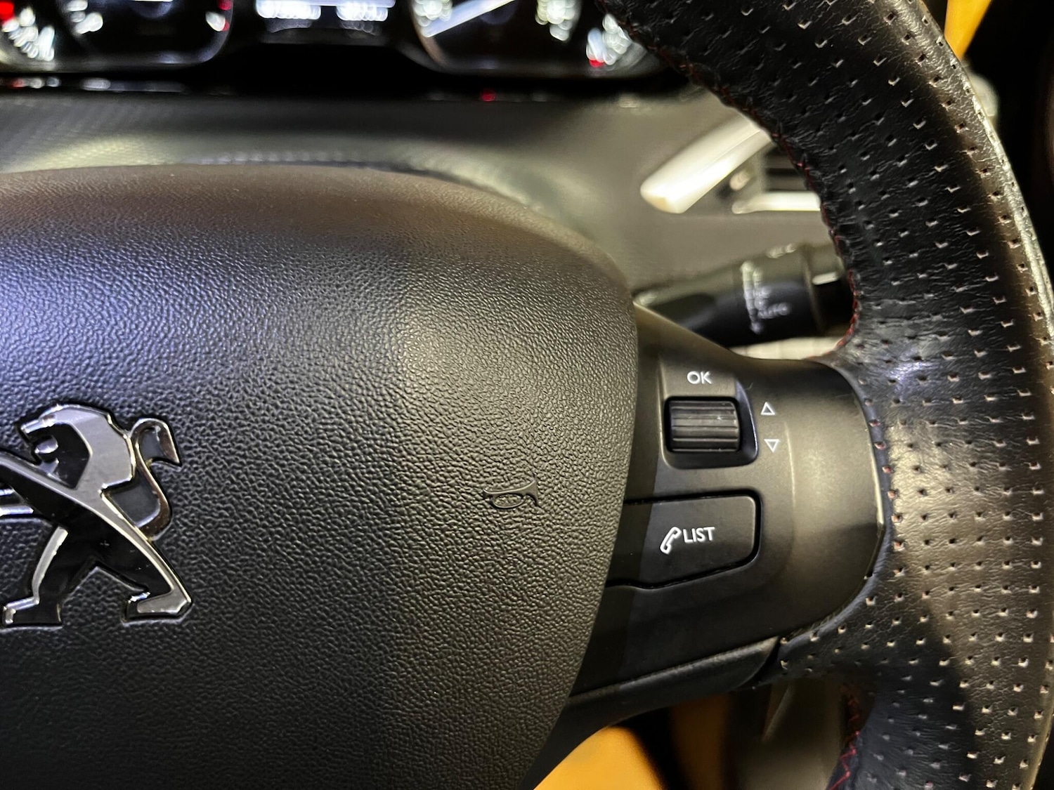 Used Peugeot 208 2018 for sale - 78086115: Photo 23