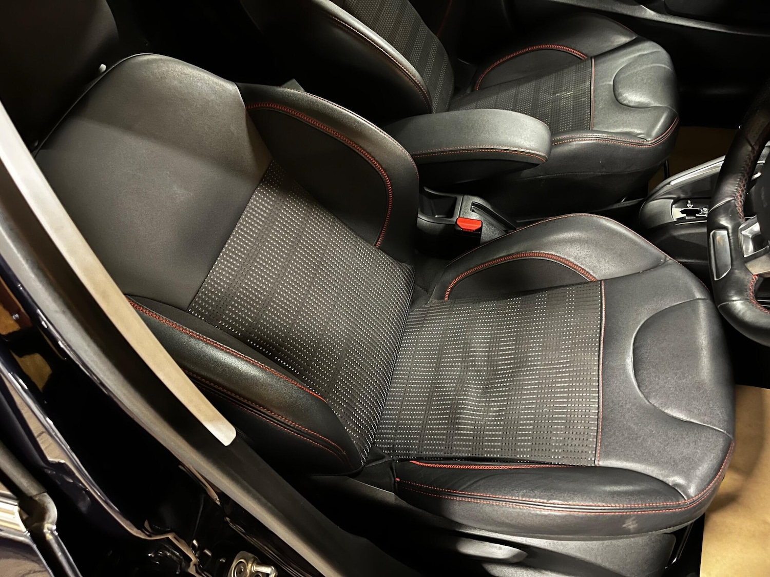 Used Peugeot 208 2018 for sale - 78086115: Photo 29