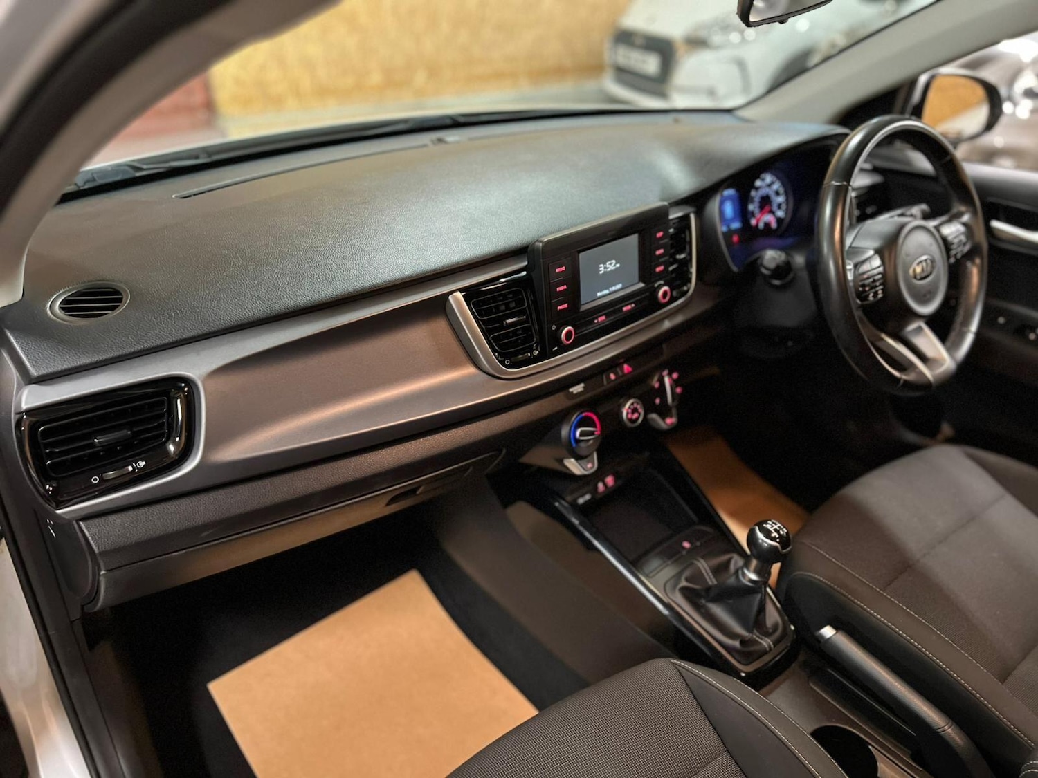 Used Kia Rio 2017 for sale - 76259639: Photo 9