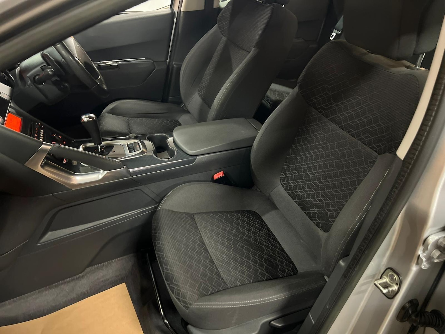 Used Peugeot 3008 2014 for sale - 76432526: Photo 19