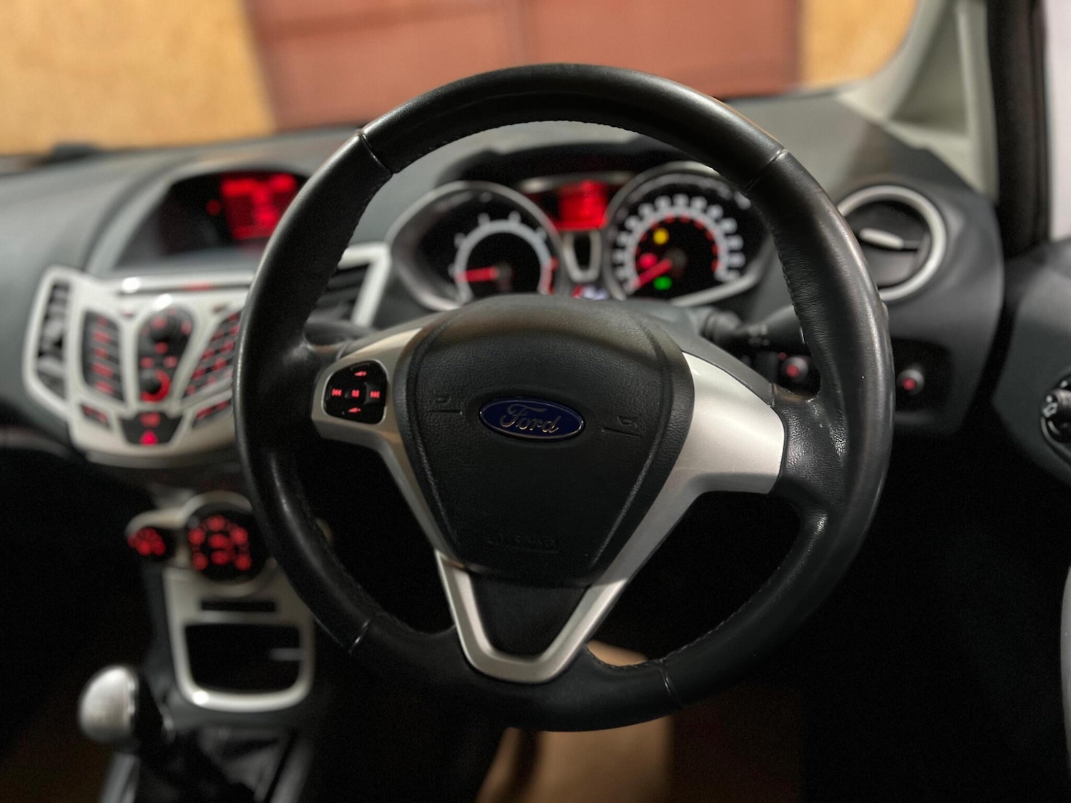 Used Ford Fiesta 2011 for sale - 76865874: Photo 19