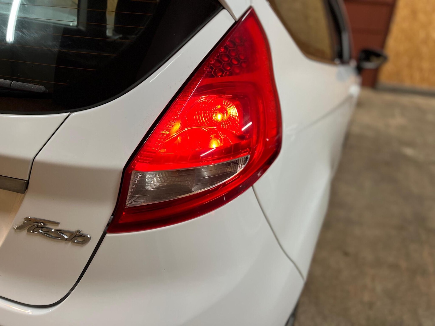 Used Ford Fiesta 2011 for sale - 76865874: Photo 22