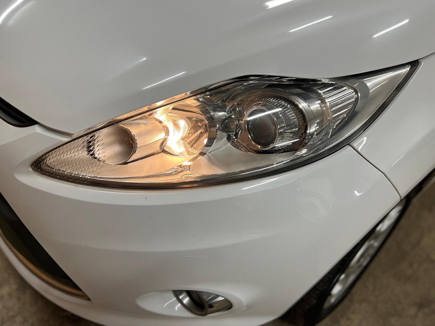 Used Ford Fiesta 2011 for sale - 76865874: Photo 24