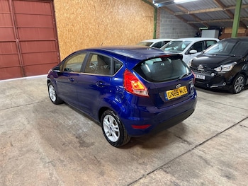 Used Ford Fiesta 2015 for sale - 76251450: Photo