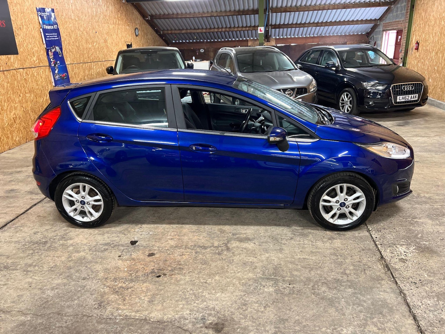 Used Ford Fiesta 2015 for sale - 76251450: Photo 6