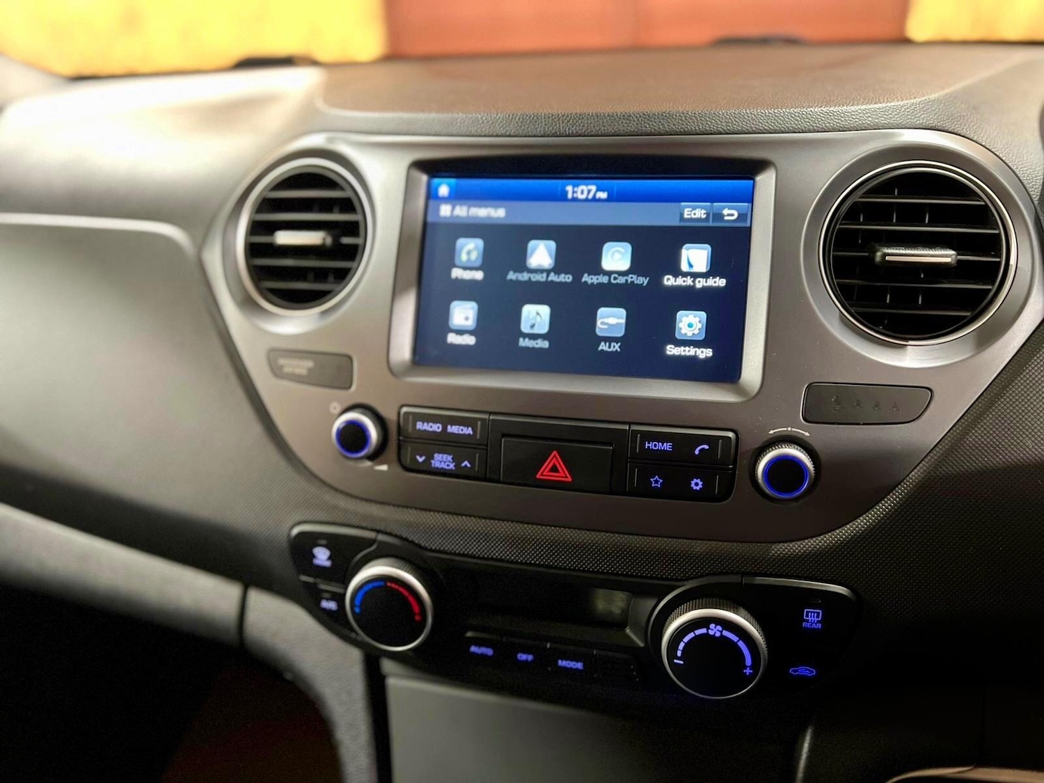 Used Hyundai i10 2019 for sale - 77396215: Photo 16