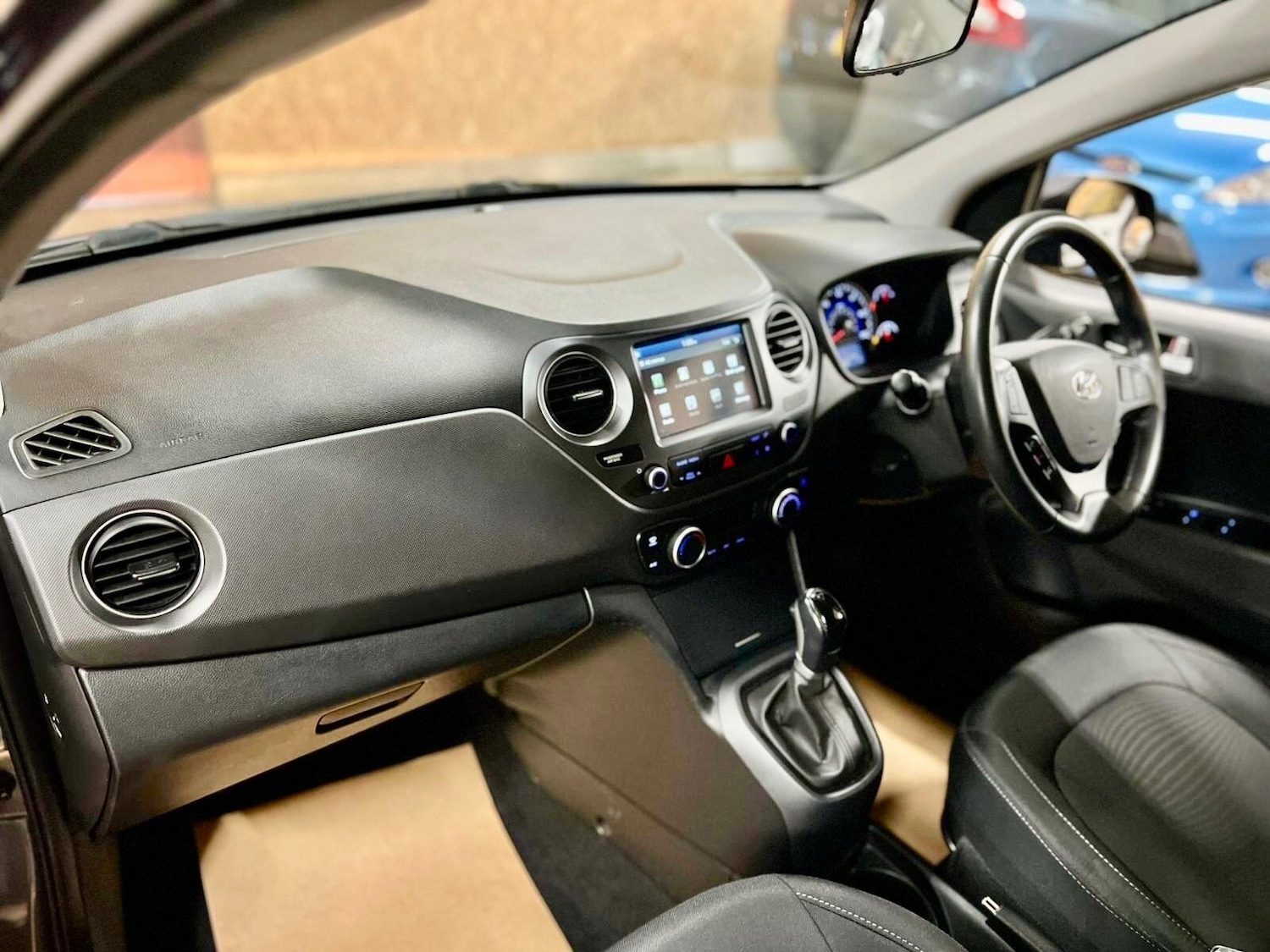 Used Hyundai i10 2019 for sale - 77396215: Photo 19