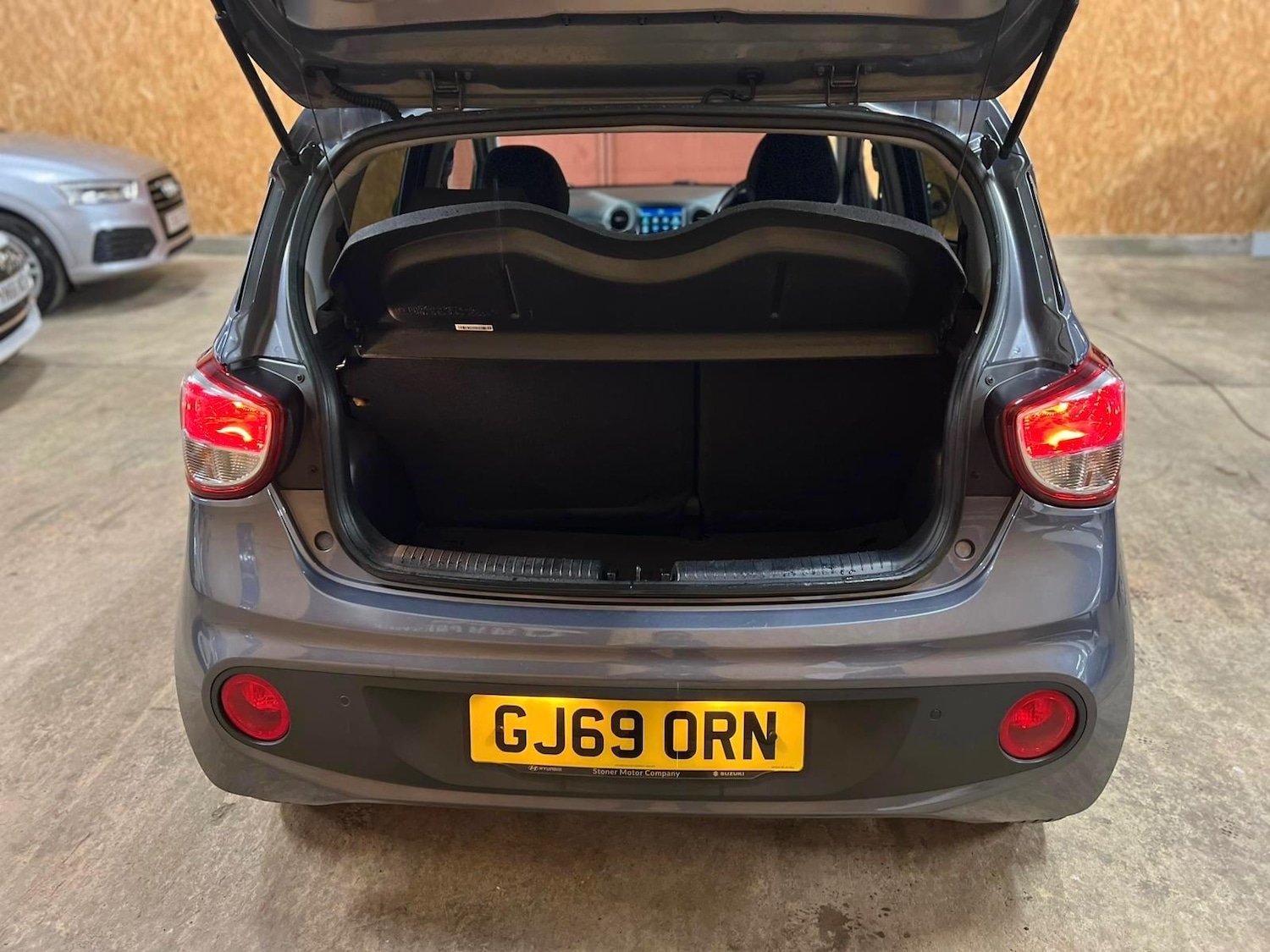 Used Hyundai i10 2019 for sale - 77396215: Photo 20