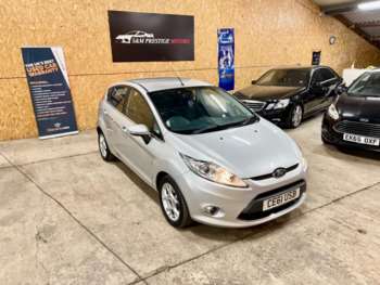 2011 (61) - 1.25 Zetec 5dr