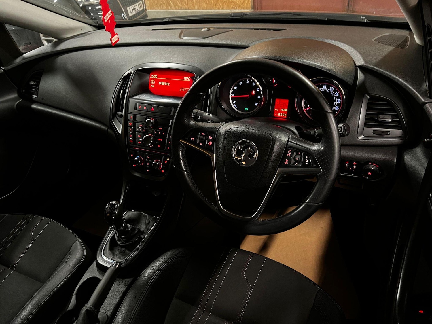 Used Vauxhall Astra 2012 for sale - 76377565: Photo 10