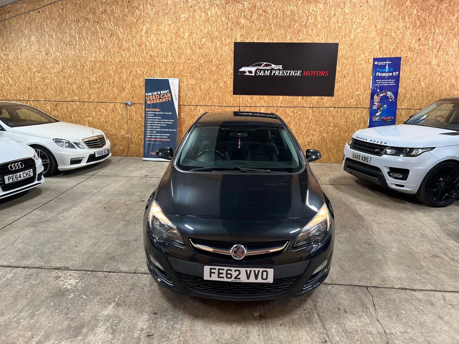 Used Vauxhall Astra 2012 for sale - 76377565: Photo 2