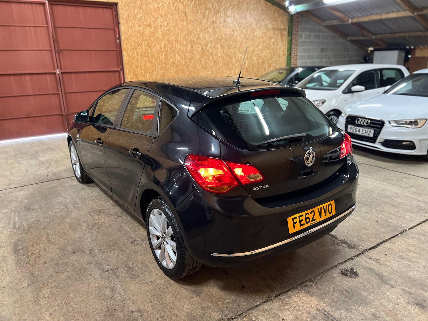 Used Vauxhall Astra 2012 for sale - 76377565: Photo 4