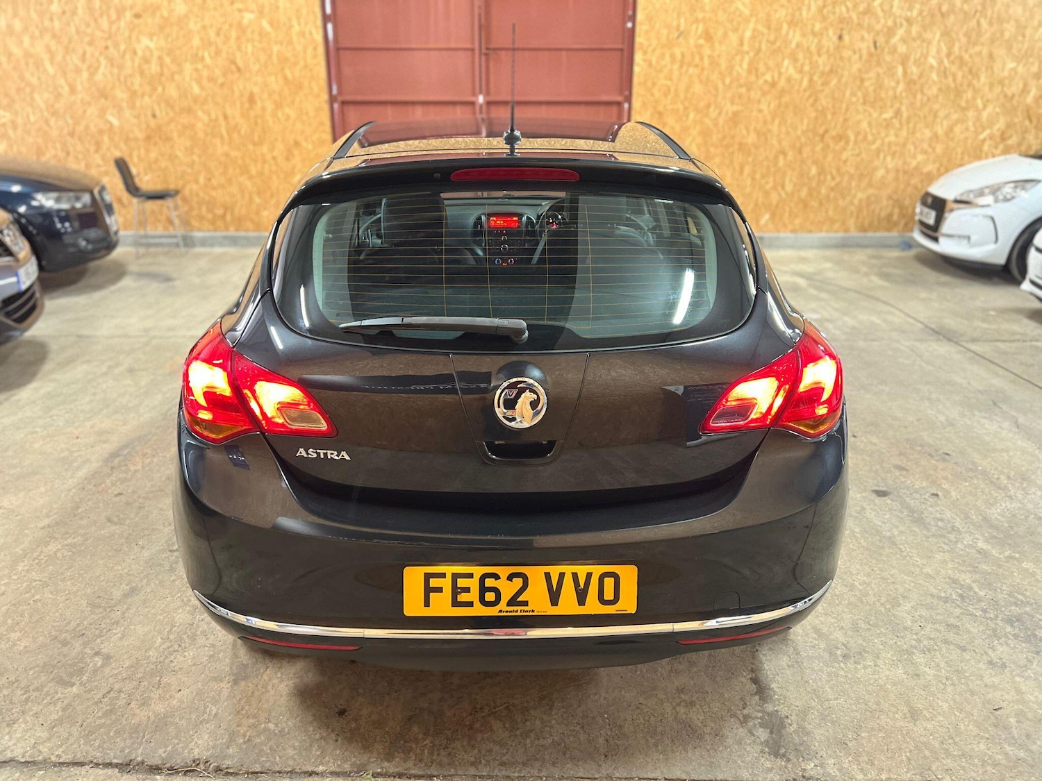 Used Vauxhall Astra 2012 for sale - 76377565: Photo 6