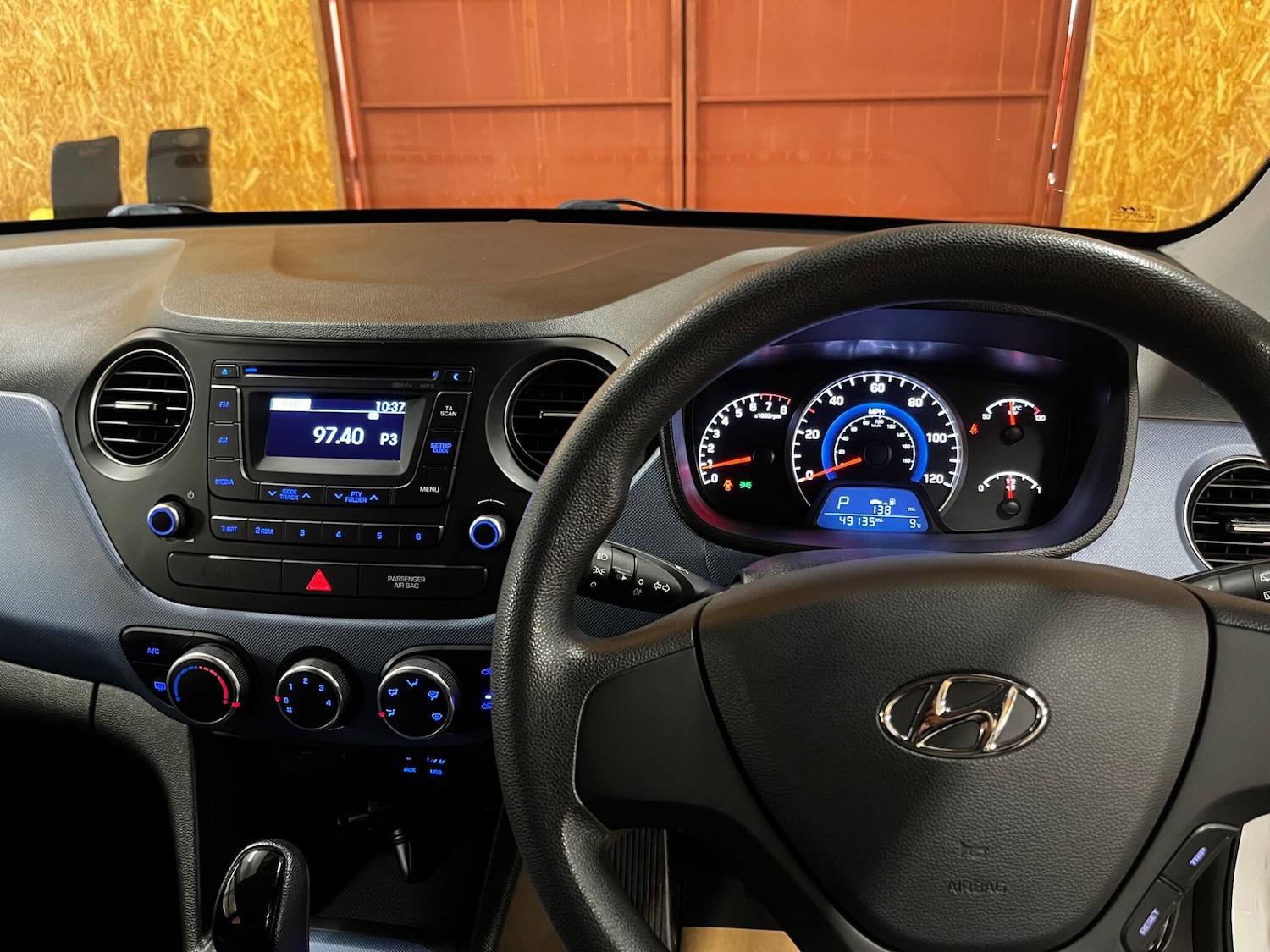 Used Hyundai i10 2016 for sale - 77898529: Photo 12