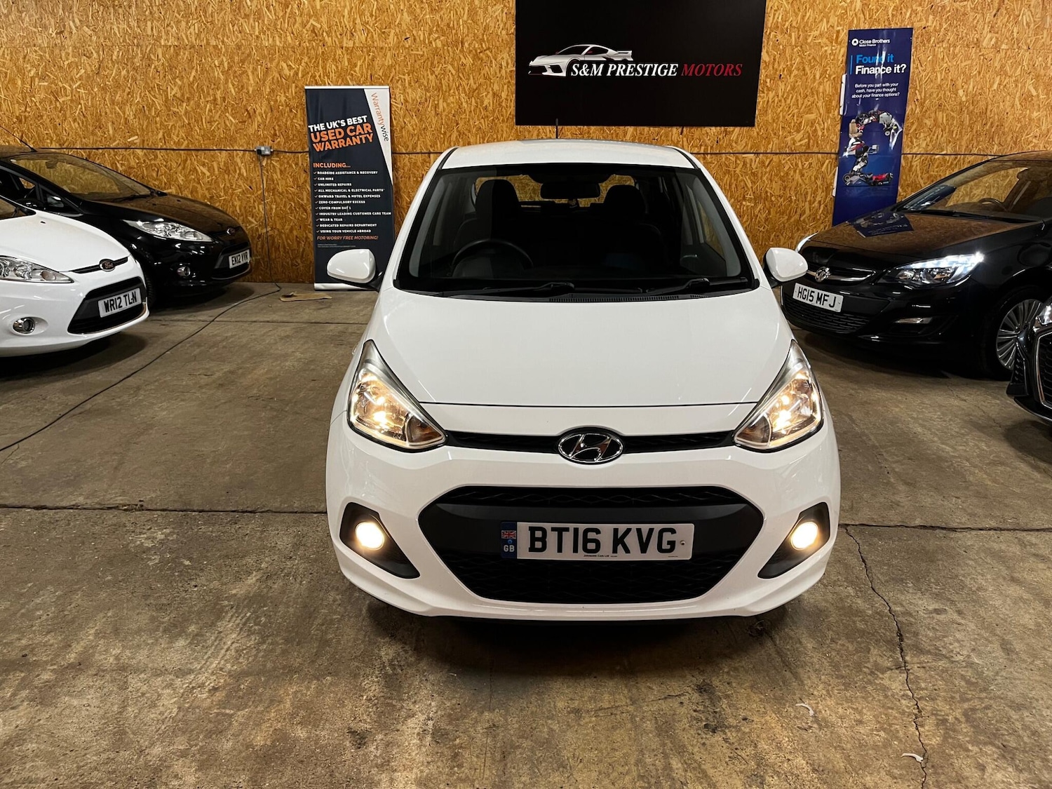 Used Hyundai i10 2016 for sale - 77898529: Photo 2