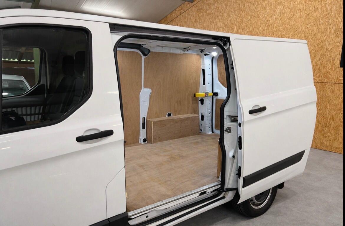 Used Ford Transit Custom 2018 for sale - 77738748: Photo 9