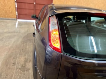 Used Ford Focus 2010 for sale - 75904540: Photo